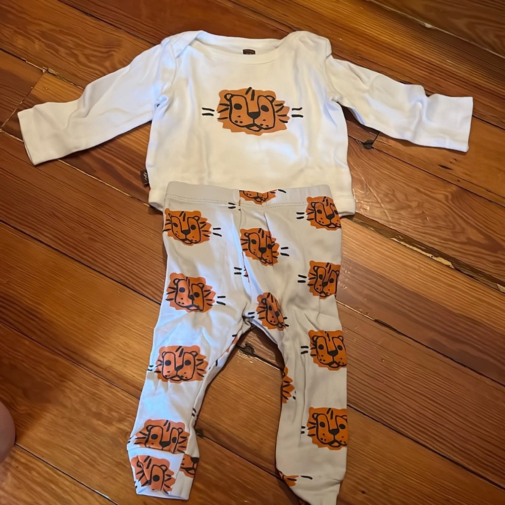 Tea Collection Baby Set